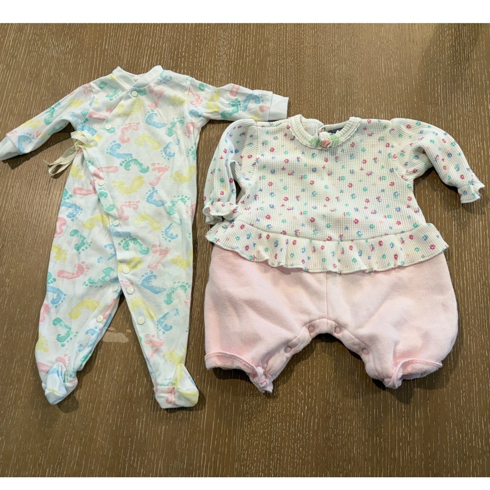 Vintage Baby Girls 0-3 Months 2 Piece Footed Sleeper Romper Floral Pastel